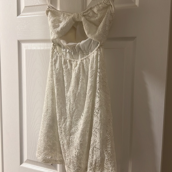 Embroidered crochet minidress XS - Picture 3 of 3